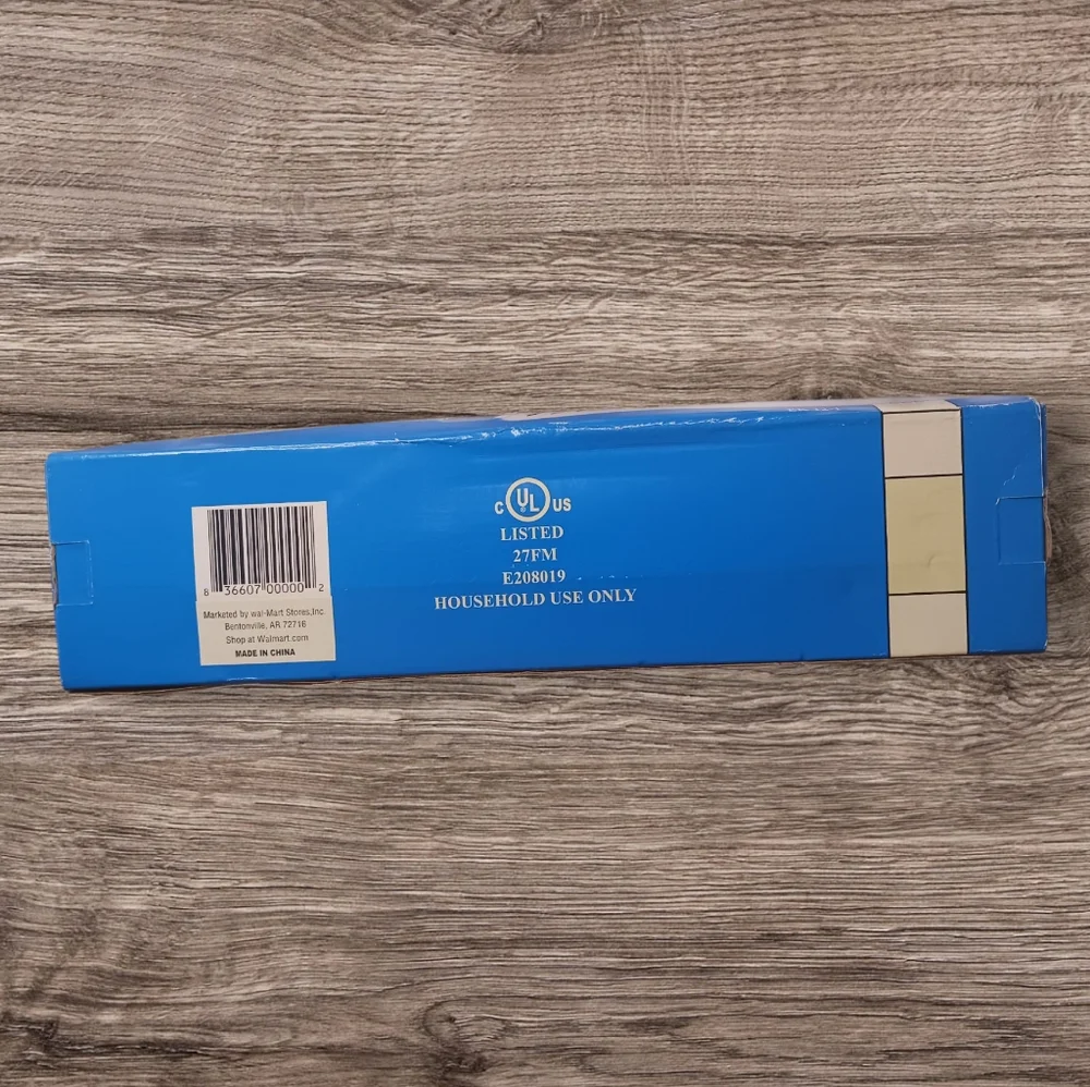 Source Unknown Electric Knife with Stainless Steel Blades - Blue and White
